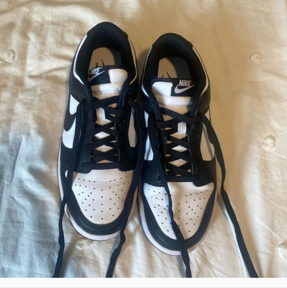 Nike Womens Panda Dunks